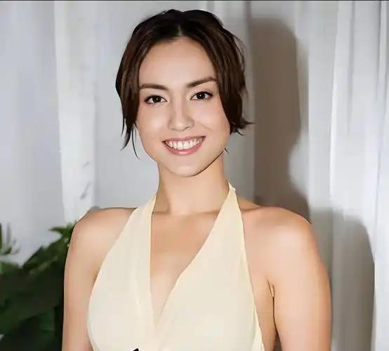 早年电视机时代，玉兰油广告曾频繁霸屏，广告里清新脱俗的混血模特，给很多观众留下了