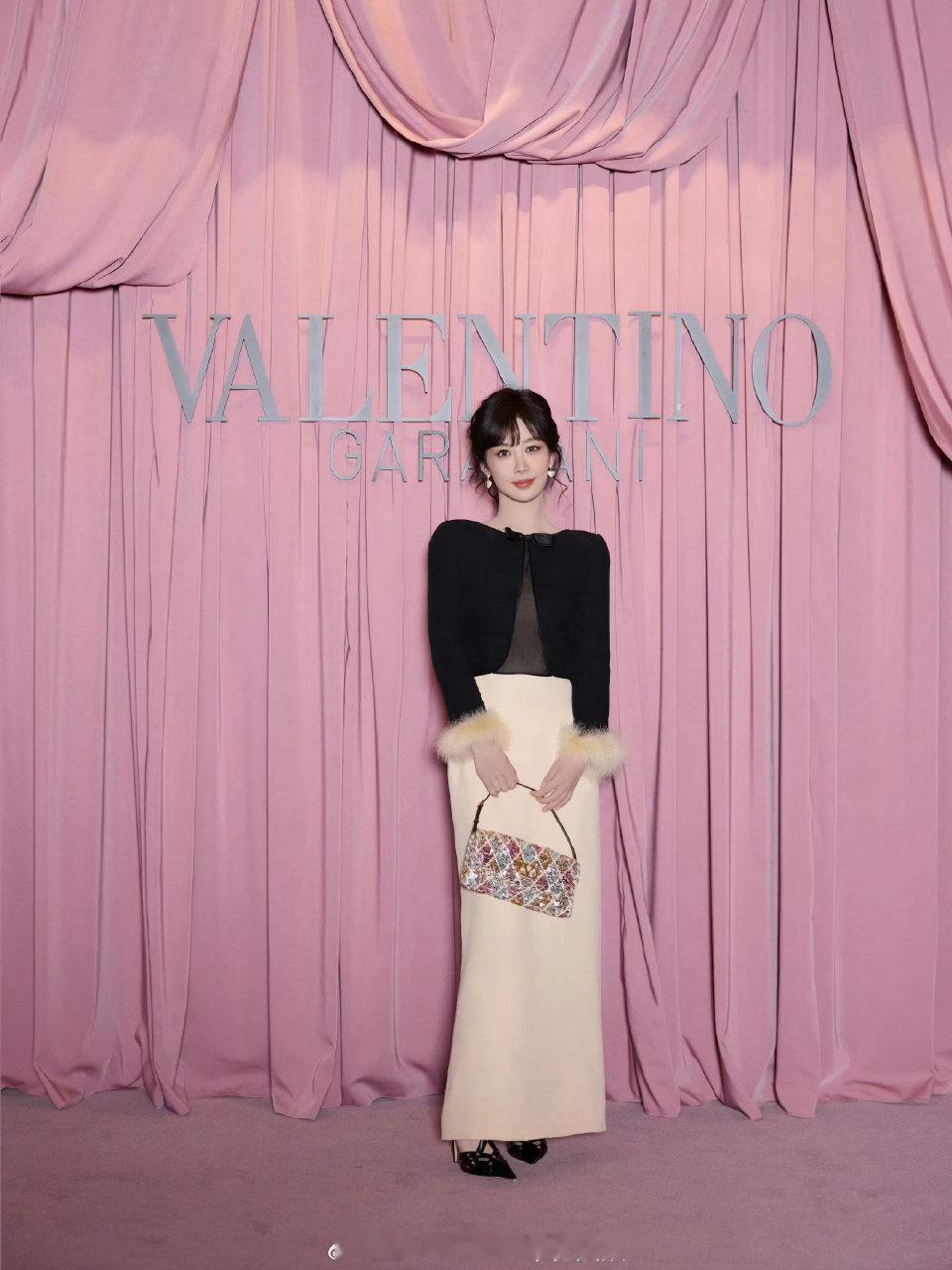 杨紫将登上港版VOGUE封面Wow！杨紫首登VOGUE就是VOGUE HONG 