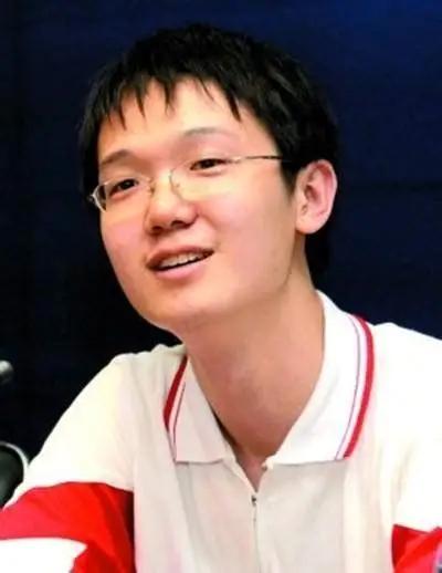 “我不上清北，就要去美国！”北京高二男生李泰伯拒绝保送清北，转头申请美国名校时却