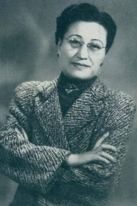 1971年2月，84岁的蒋介石，拆开一封前妻陈洁如的书信，信很短，结果几天后，陈