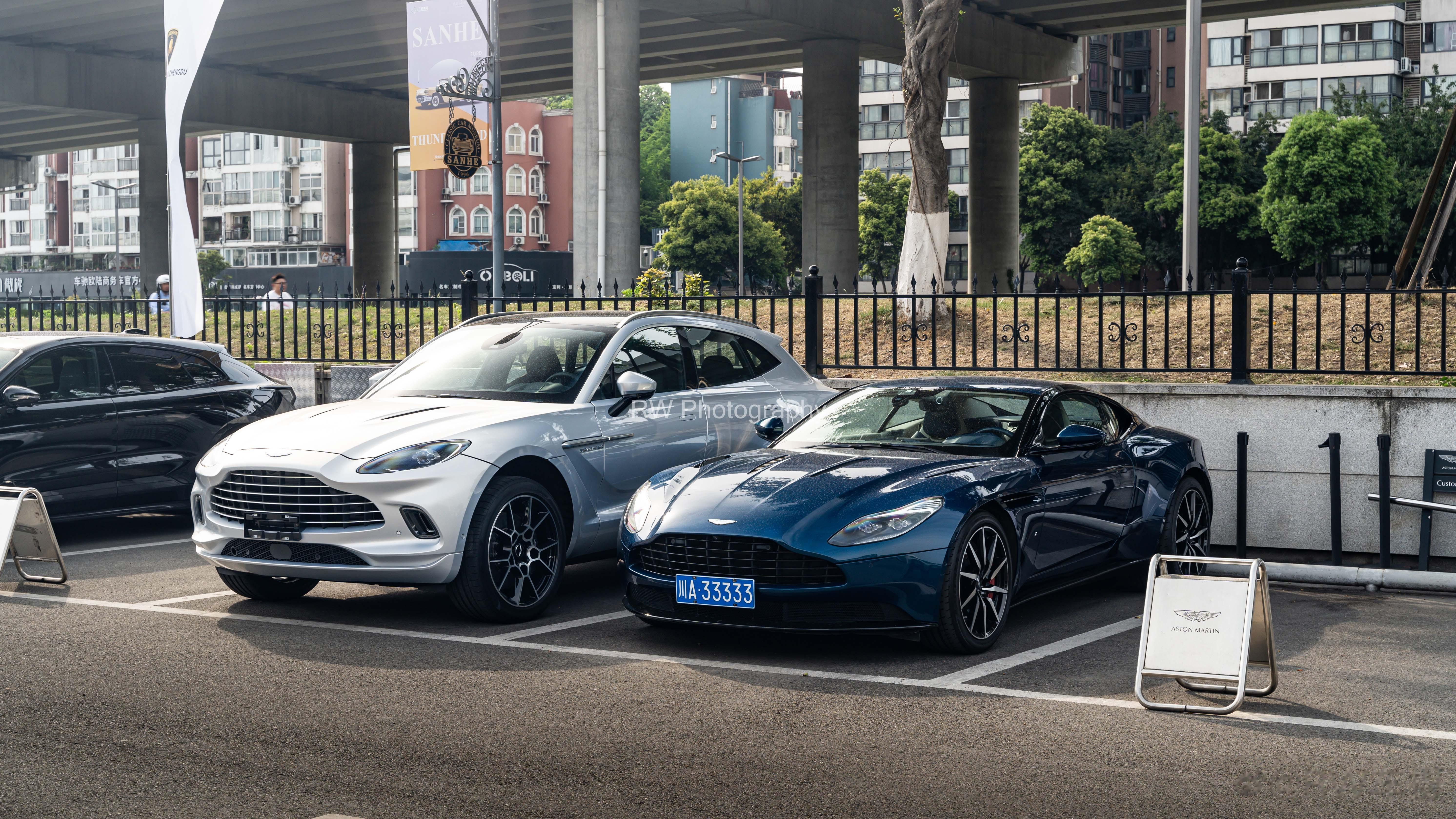 Aston Martin DBX Straight-6一旁V12的DB11和这台
