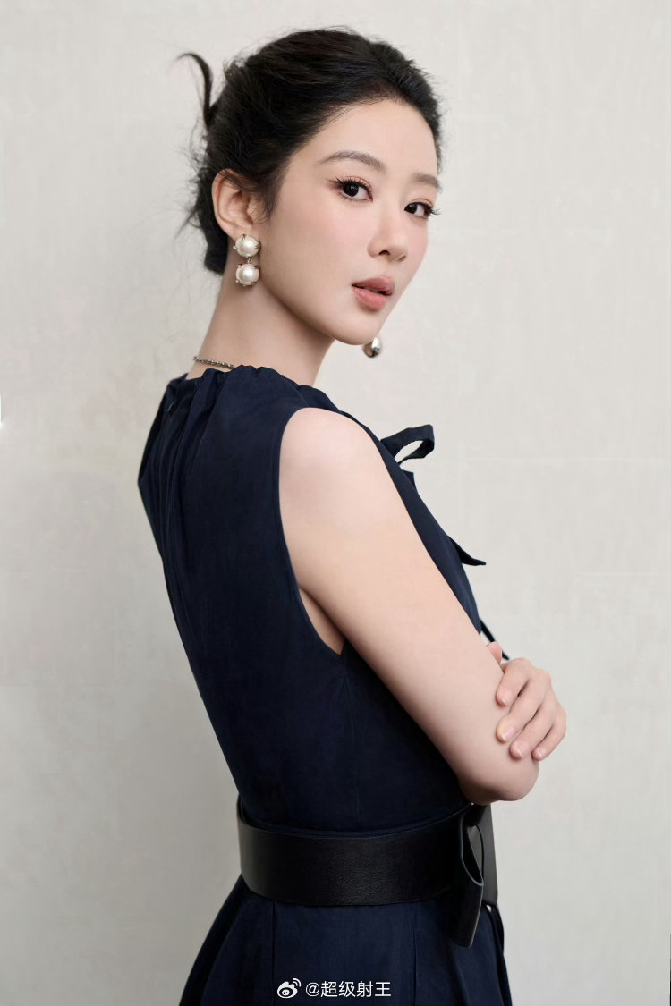 杨紫 