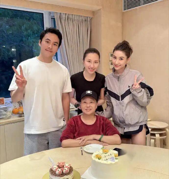 窦骁疑似回应婚变没离婚！窦骁卡点为何超莲庆生🥳 5月9日，窦骁特意在凌晨零点零