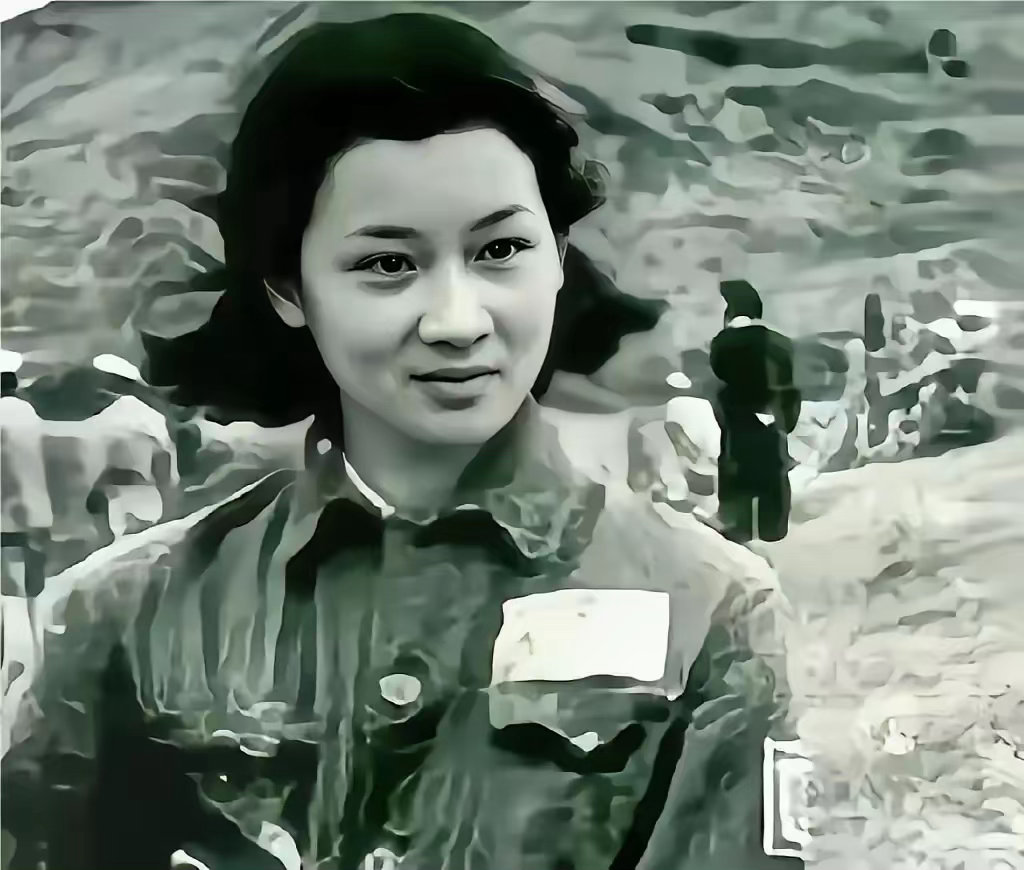 因叛徒出卖，她与丈夫同时被捕，在狱中，敌人当着她丈夫面扒光她的衣服，在对她施暴完