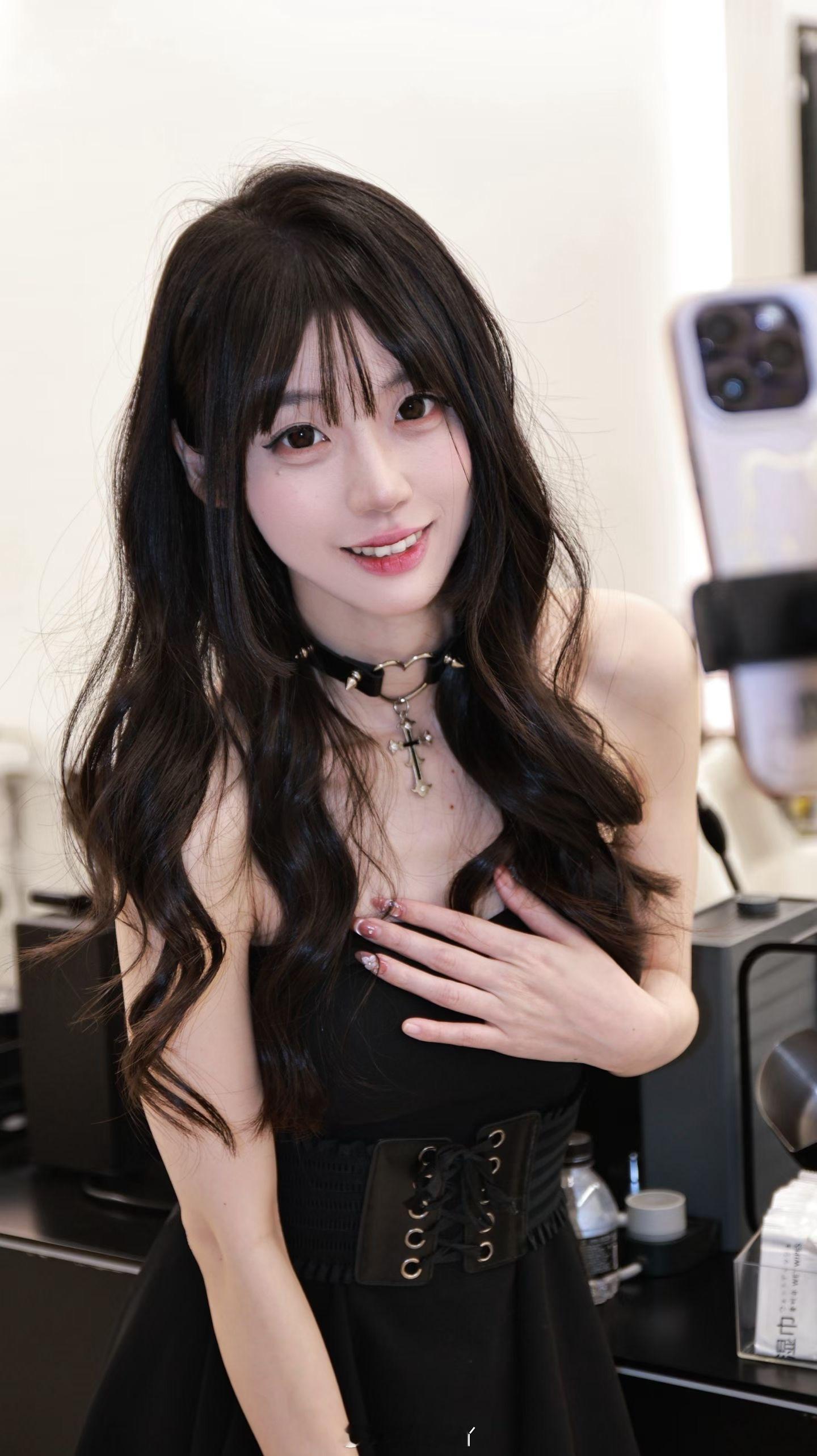 原则上是不行的  但很难对你说不我不行了向全世界对你说情话