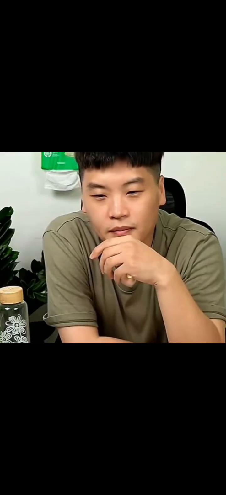 没错，他才参加四届。一三一七，一三一七，二一二五，才四节。可以，四节没毛病。世界