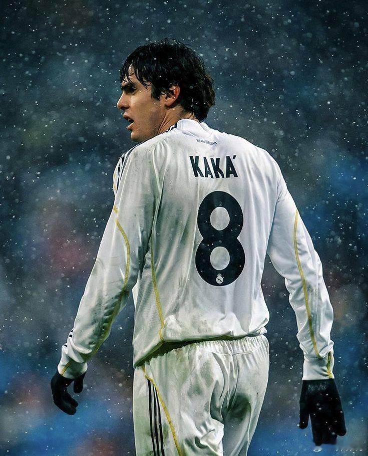 皇马 前皇马球员、金球奖得主卡卡今天迎来44岁生日。这位巴西球星在2009年至2