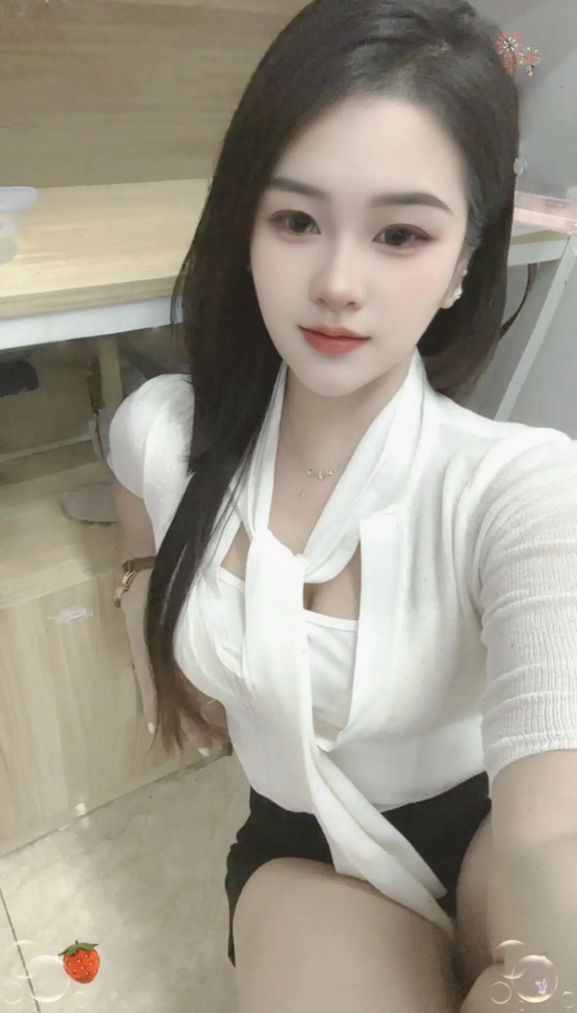 幸福你妈 要不是你一开始装深情 我把俩眼珠子扣下来也看不上你