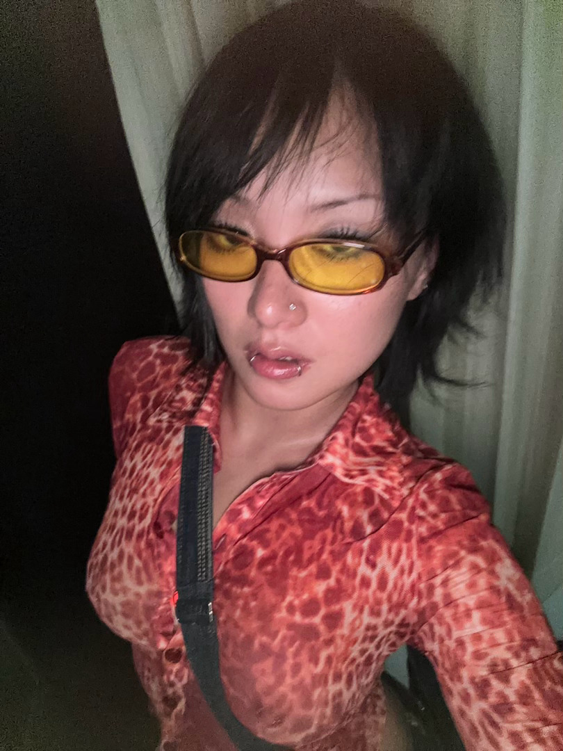 昨天喝得完全不知道是几个意思 