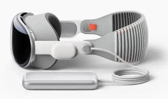 这个月就可以买到苹果的 vision Pro 了

[吐舌]冲吗？