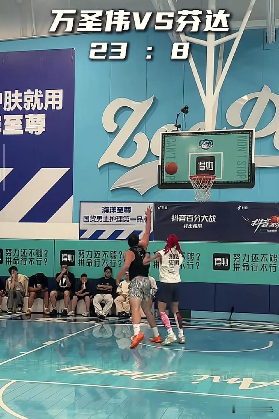 前广东队球员阿日和万圣伟打一场百分大战如何？

百分大战在这个休赛期格外的火爆，