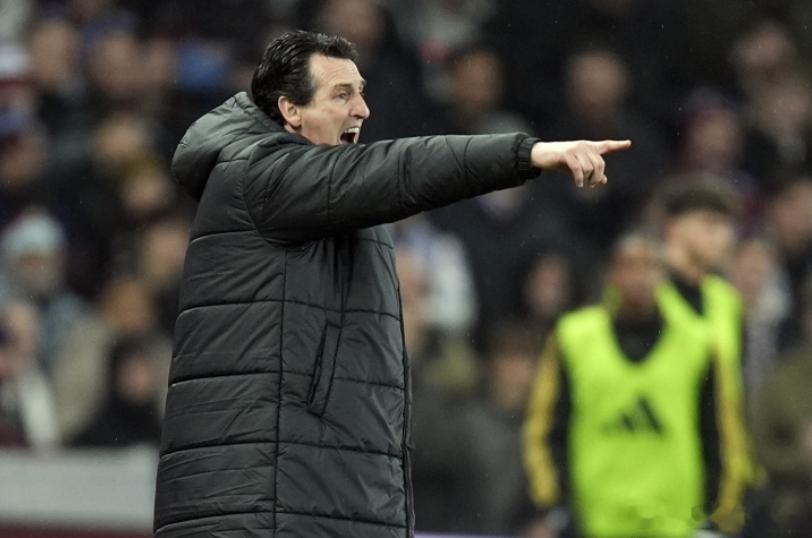 在接受采访时，阿斯顿维拉主帅埃梅里表示，球队在欧联杯有明确的目标，那就是赢得冠军