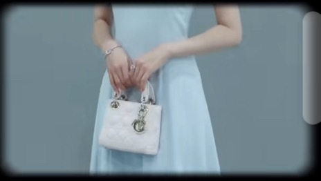 虽不拥有迪奥哎，一定要出现在剧里给我们卫蓝最好的好吗 ​​​