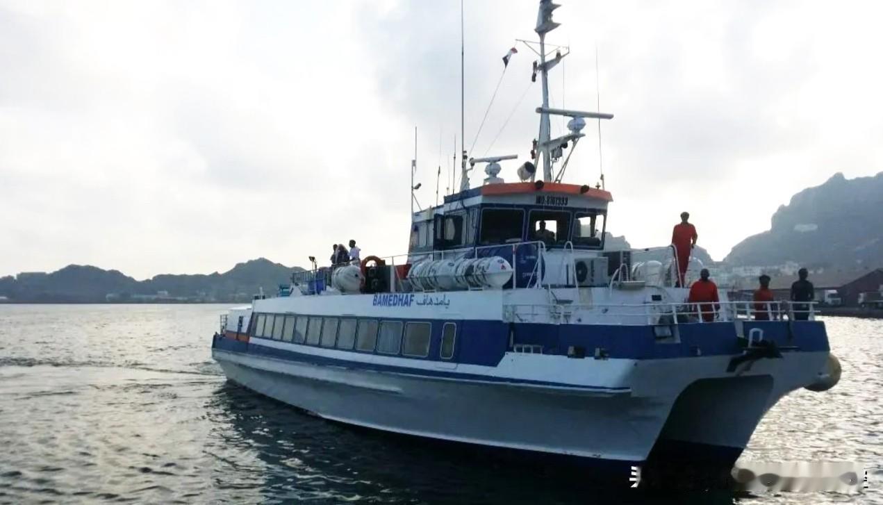 也门南方过渡委员会主席叛逃路线：
    沙特支持的也门总统领导委员会8日表示，