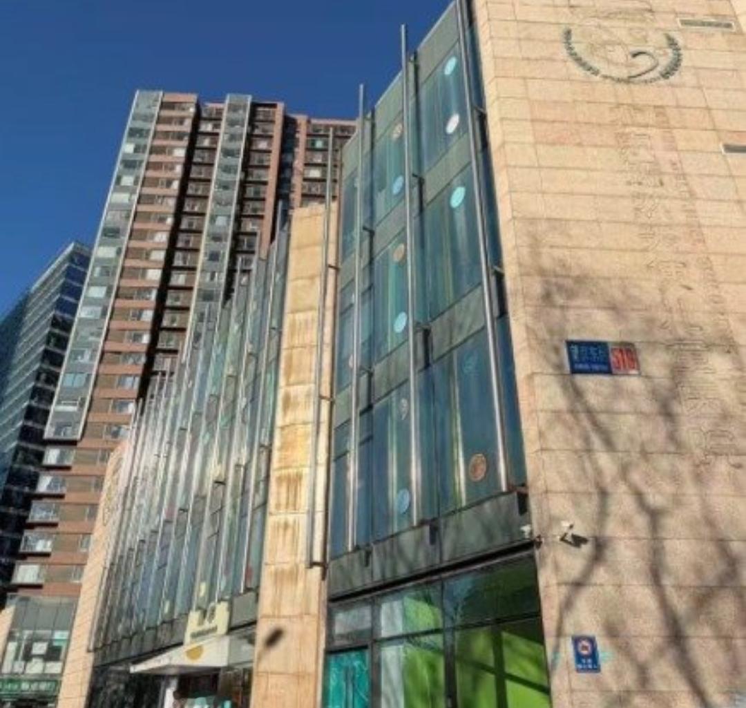 嫣然医院不再续租！将于2026年底搬迁，诊疗正常进行
 
闹了许久的北京嫣然天使