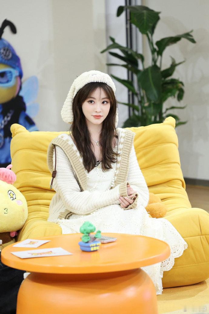 祝绪丹的真诚拿得出手看见很善良的人也会感到很幸福，而且在节目里面也是可以体会到不