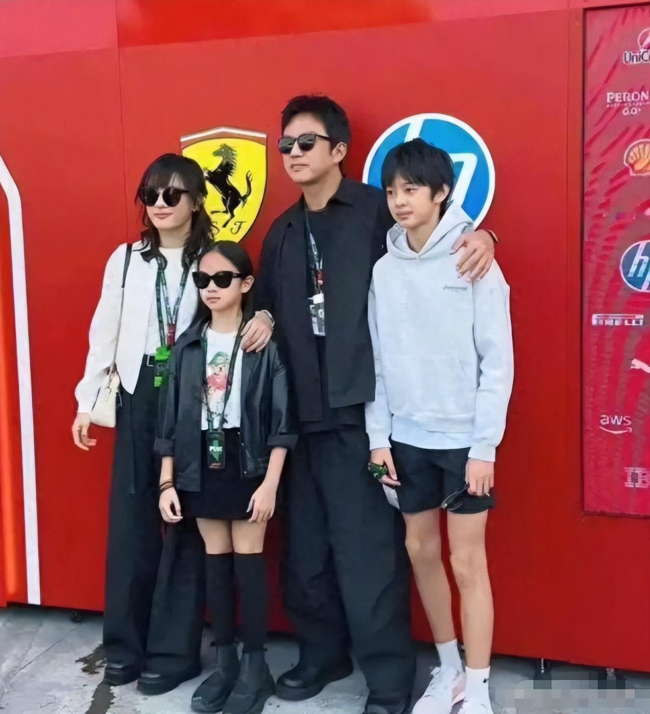 官媒亲宣！46岁邓超再破天花板，全家移民传闻5个月前就真相大白。[嘘]

在娱乐