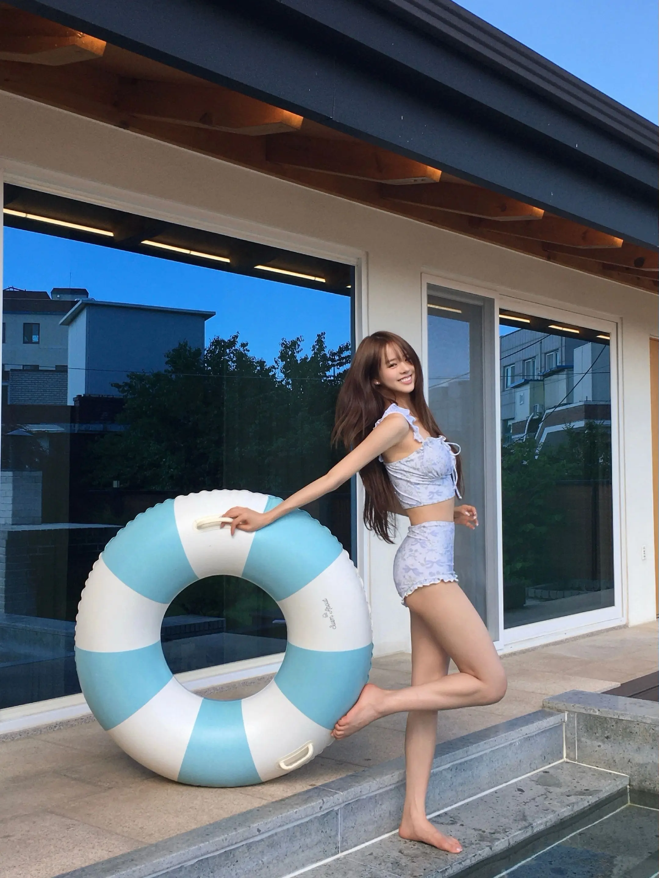 女一宝宝和好朋友们的夏天☀️。