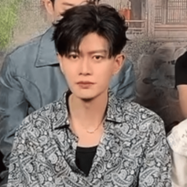 云合你哈哈哈哈哈哈哈哈哈哈哈没救了 ​​​
