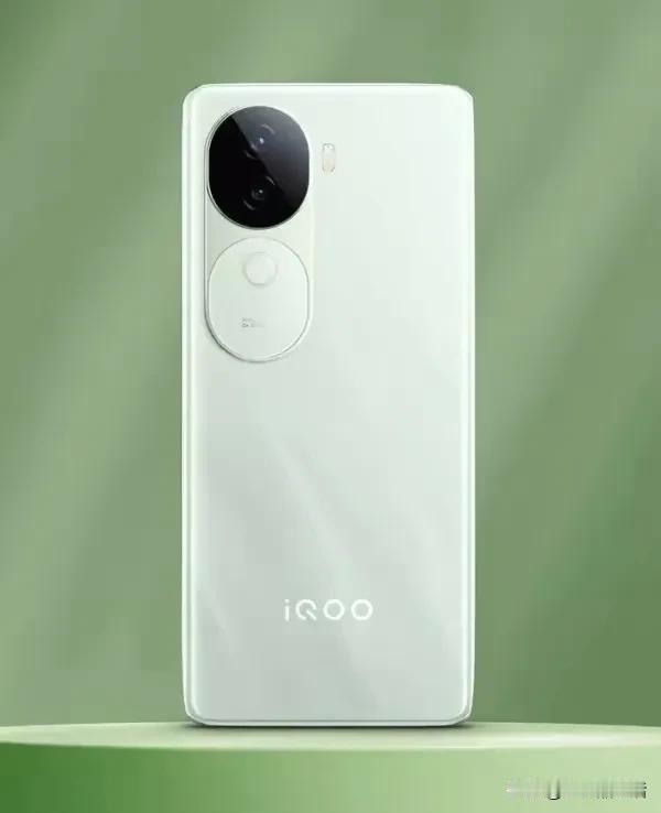 iQOO Z9s系列上架官网，将于8月21日正式发布

近日，iQOO 印度官网
