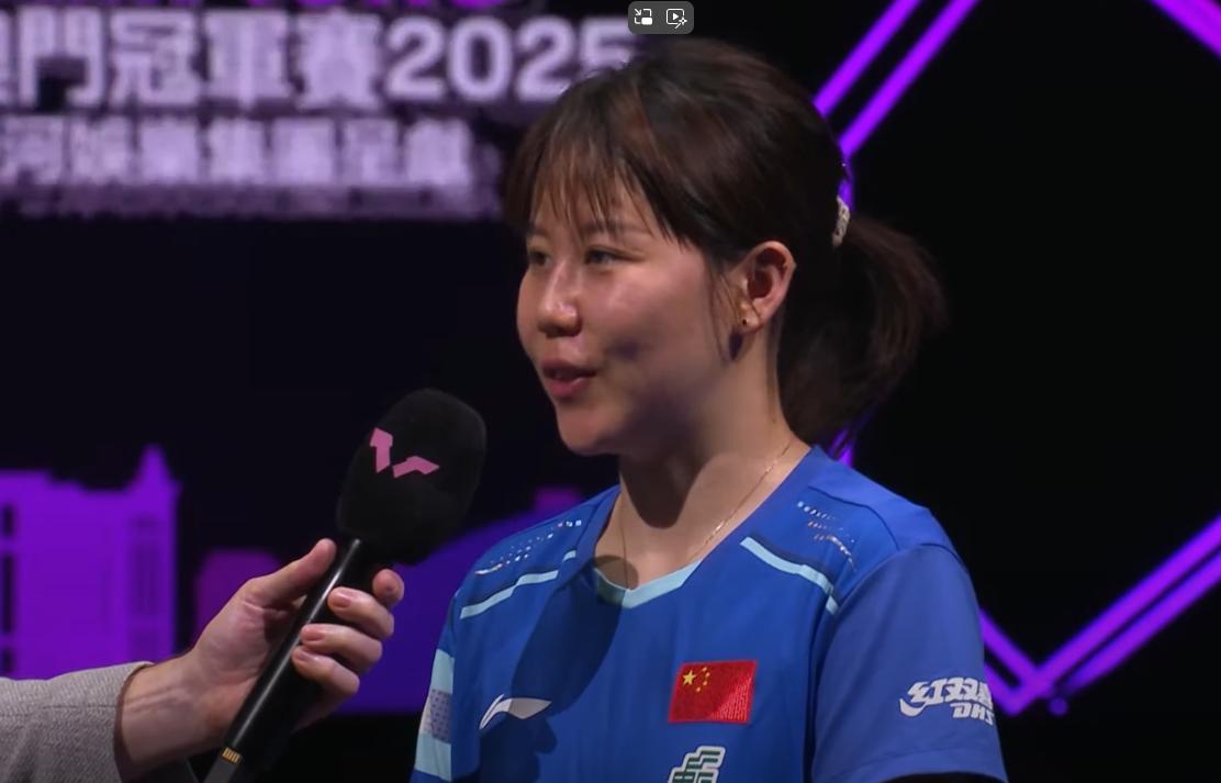陈幸同打了一个半小时，获胜后采访说：国乒有医疗团队！

记者问：
你和韩莹打了这