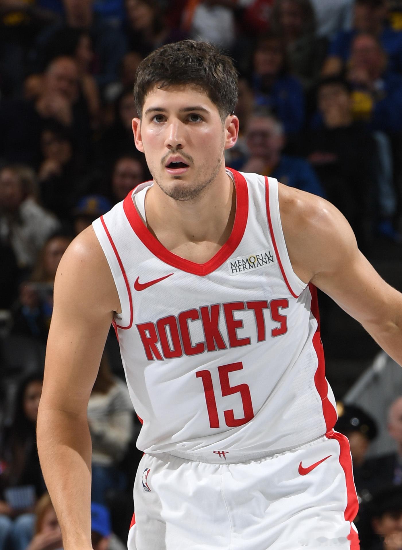 火记：谢泼德是否可以竞争一下本赛季最快进步球员奖？火箭vs勇士谢泼德31分