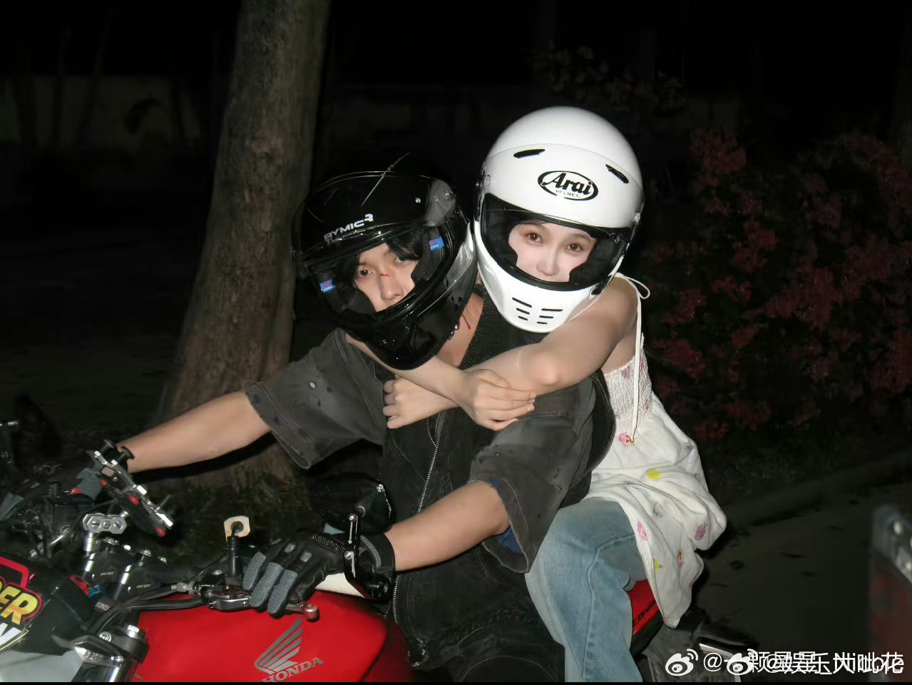 虞书欣神仙肉5月底6月初开机虞书欣何与神仙肉班底虞书欣何与二搭《神仙肉》，目前瓜