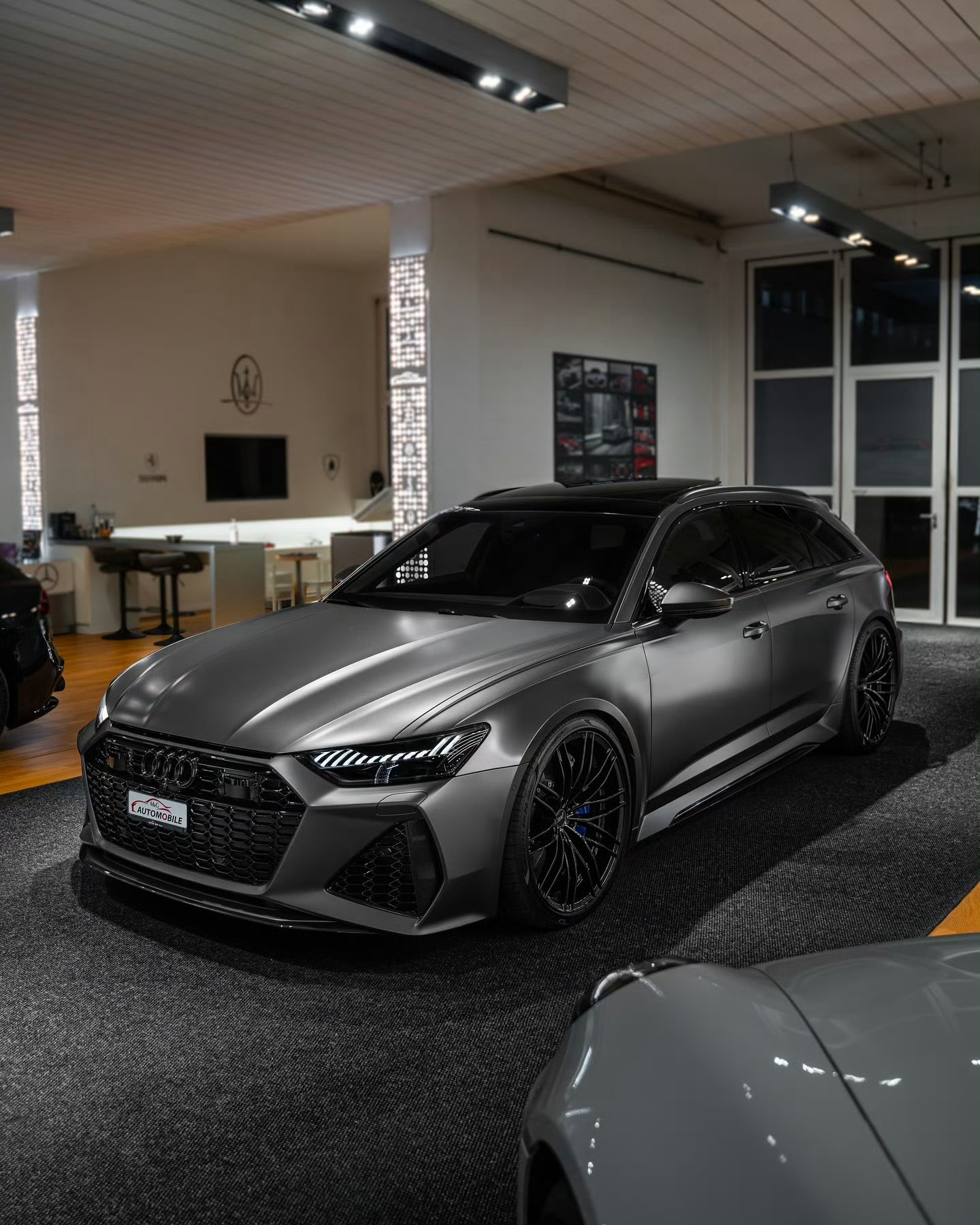 奥迪RS6 Avant    Audi Exclusive定制版[色][色] 