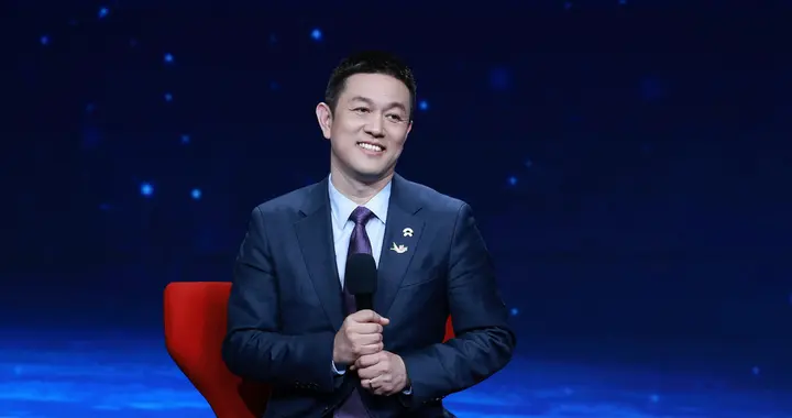 央视《对话》解码：换电、家充、超快充三种加电模式，谁更具优势？