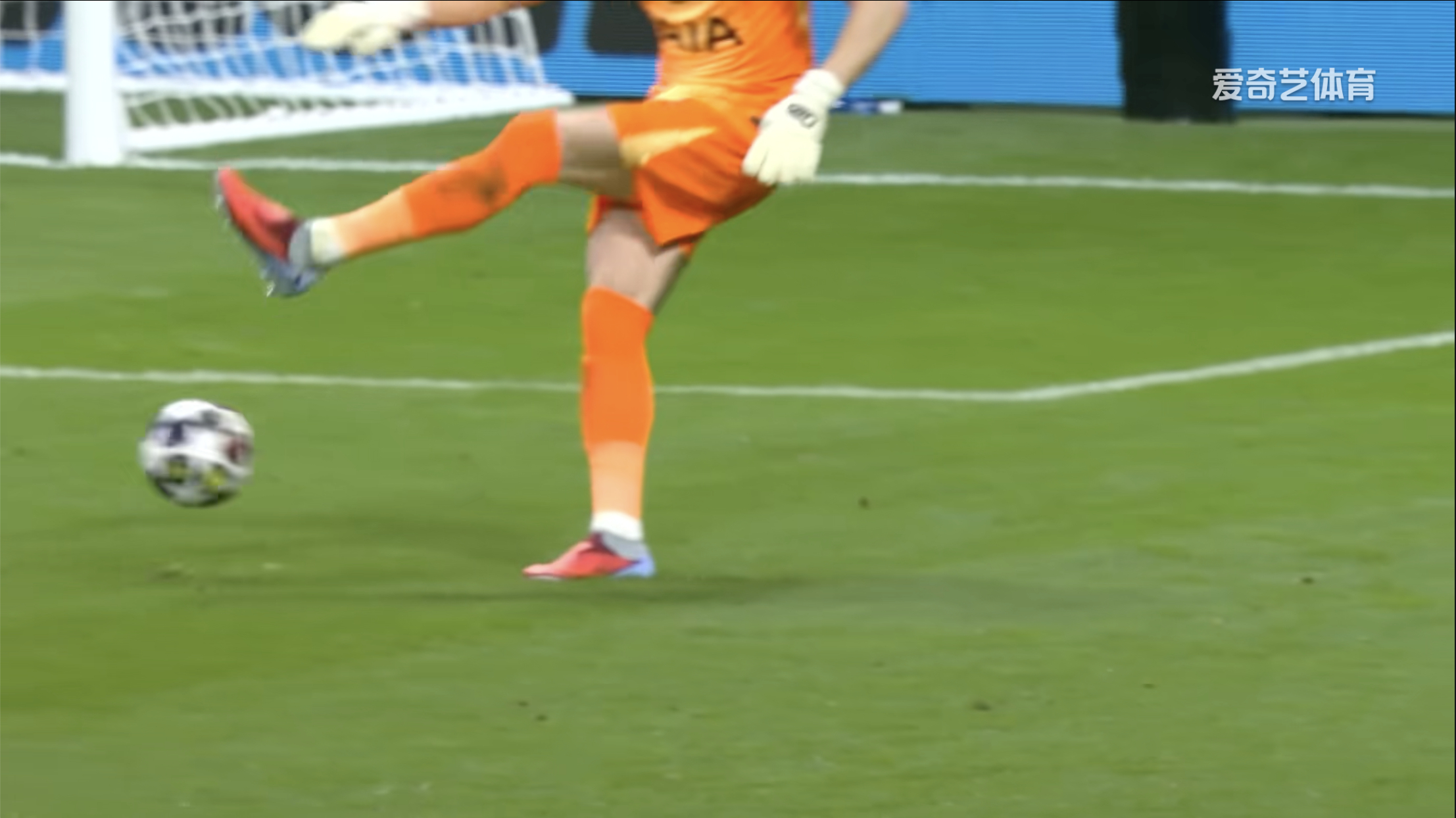 不得不说今天得先发热刺，连续3个跟头，直接来个0-3，金斯基作为首发门将这将成为