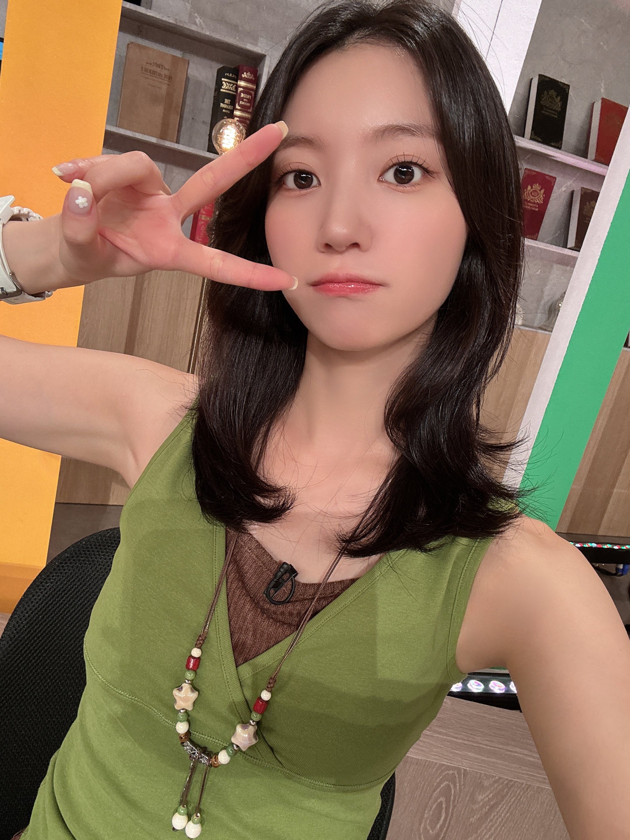 裴有彬🦌裵洧彬260823 OHMYGIRL 更新X洧彬相关「[OHMYAir
