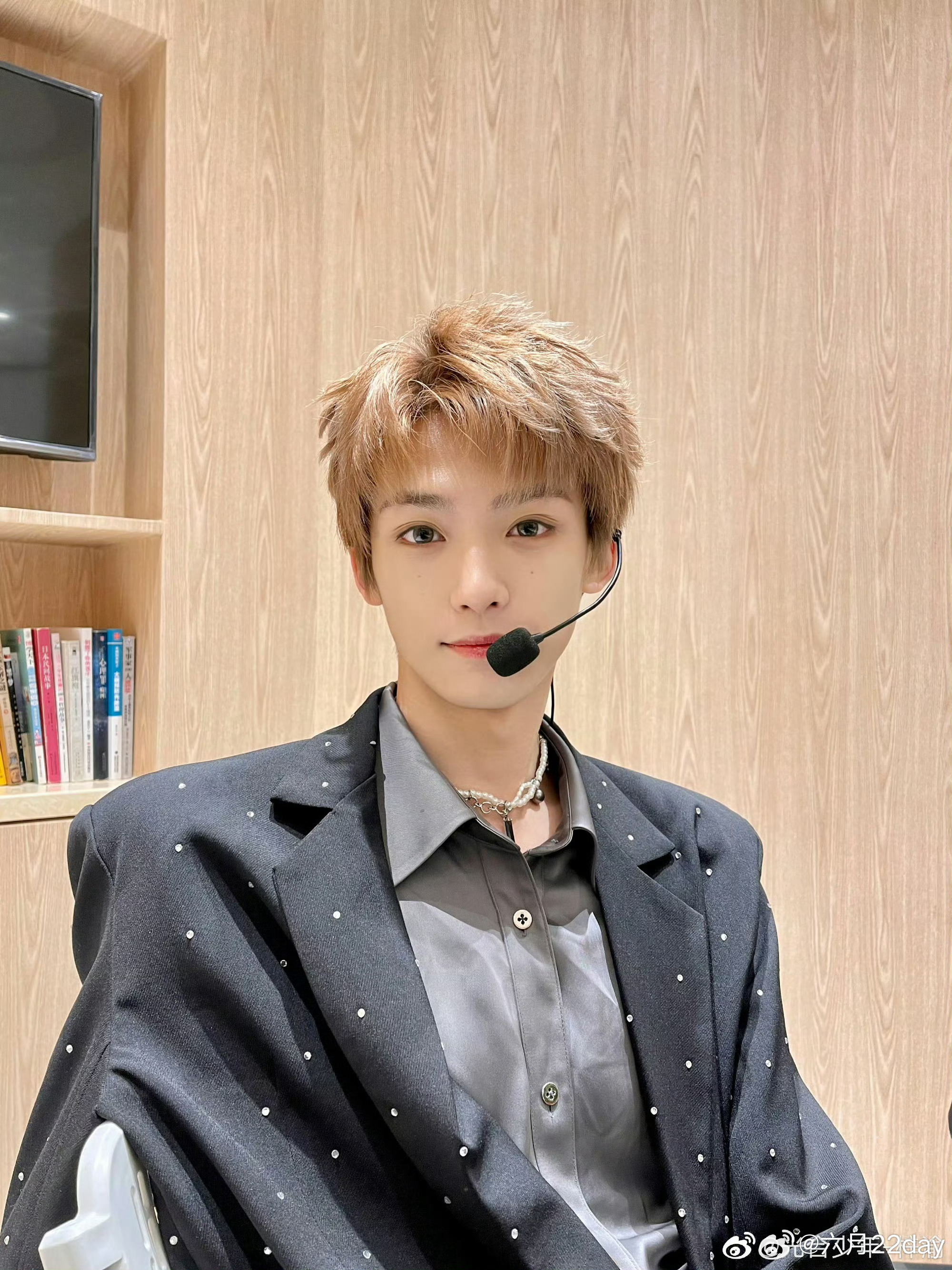 梓渝 zy梓渝0706生日快乐 在照顾好自己的同时，肆无忌惮的前行吧。