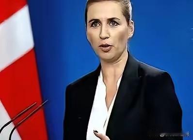 丹麦用中国威胁特朗普，继续胁迫会把我们推向中国

  这出戏可真够热闹的。丹麦搬