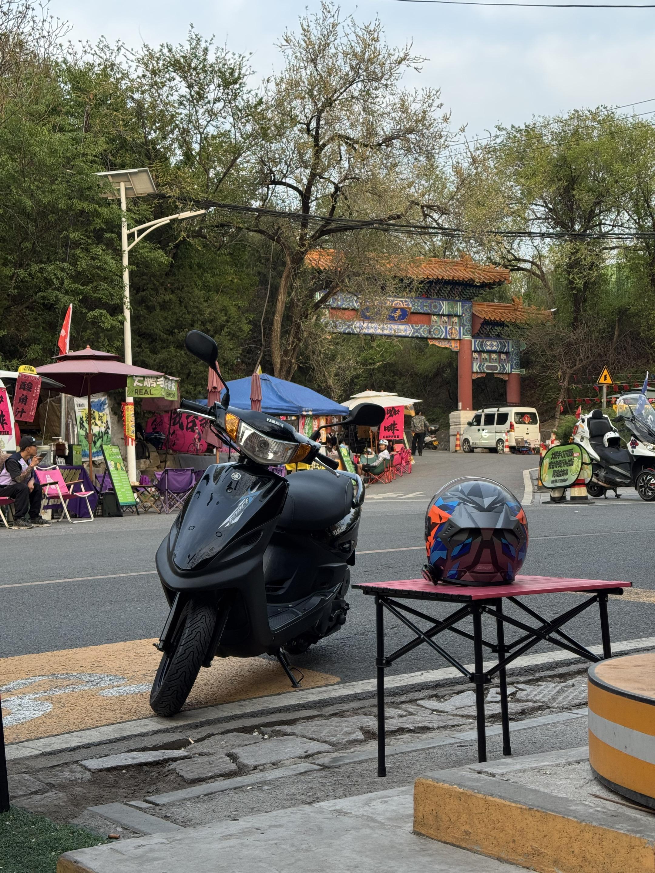 让我看看你的小摩托。多少人的第一台摩托车是这个