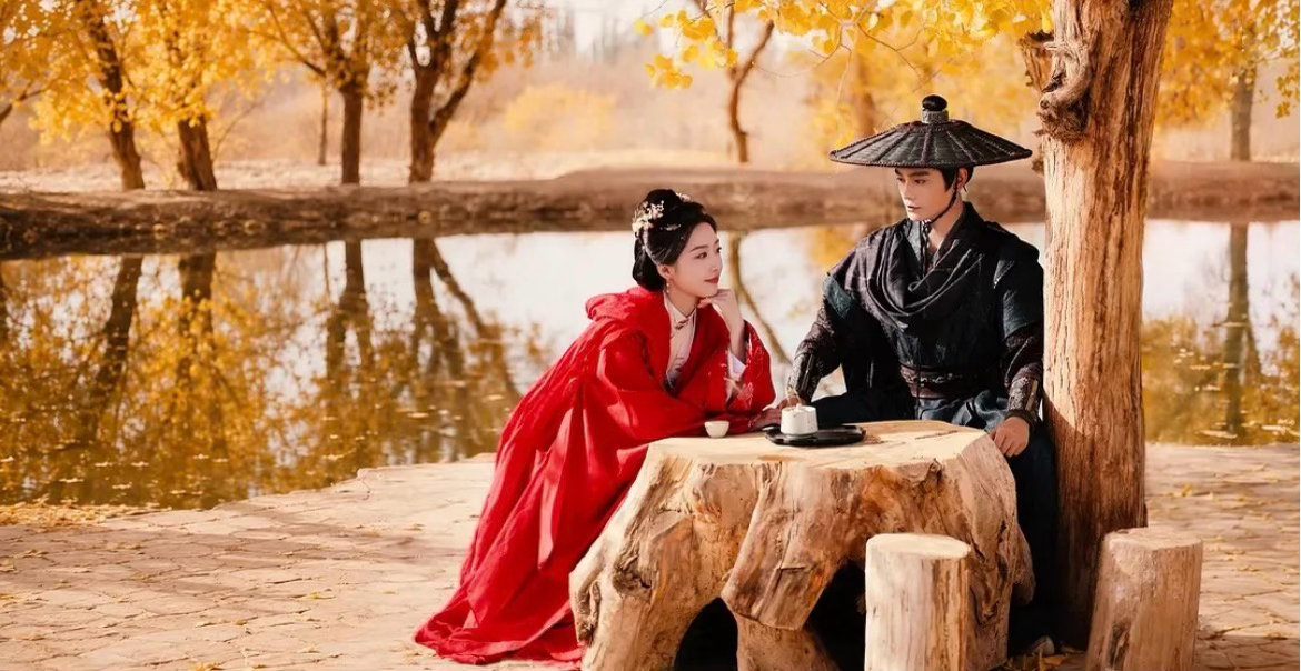 丁禹兮邓恩熙大婚吻小抄大婚吻戏居然还备小抄，一边要演深情氛围感，一边还得记细节，