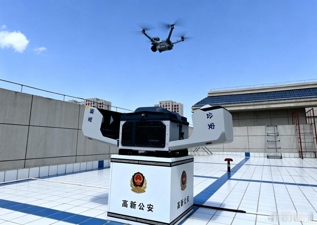 兰州高新公安情指中心一屏观全域 兰州公安守护金城平安 【从“大海捞针”到“精准点