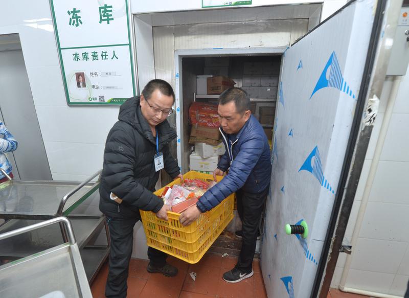 2026年3月13日，网上出现了个大乌龙。天水籍网民王某为博眼球，用AI制作了“