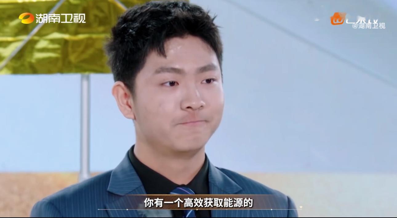 00后创业有多实诚 20岁天津小伙直接向太空“借电”！把超级计算机放到日地L1点