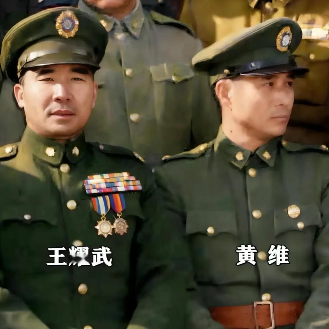 我越来越觉得，人这辈子，早熟晚熟、聪明愚笨、选对选错、投胎好坏，在命运面前都轻得