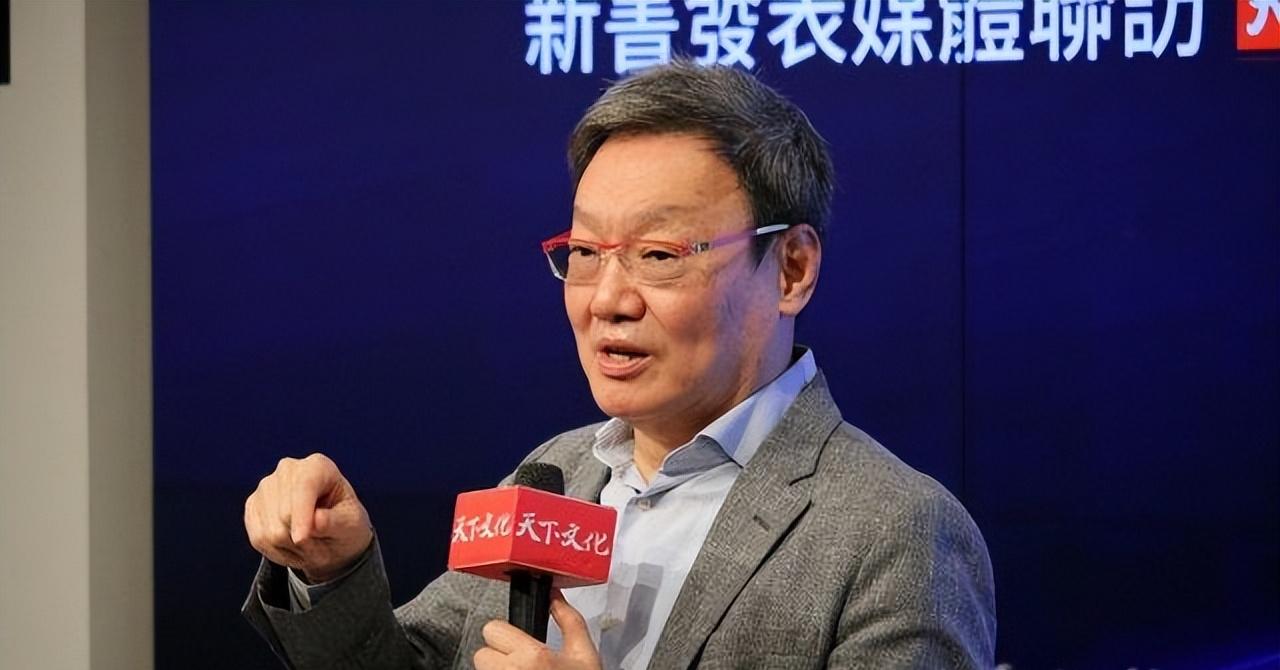马英九执政时期的“国安会”秘书长苏起今天作出三个判断：一、2024年有一只很大的