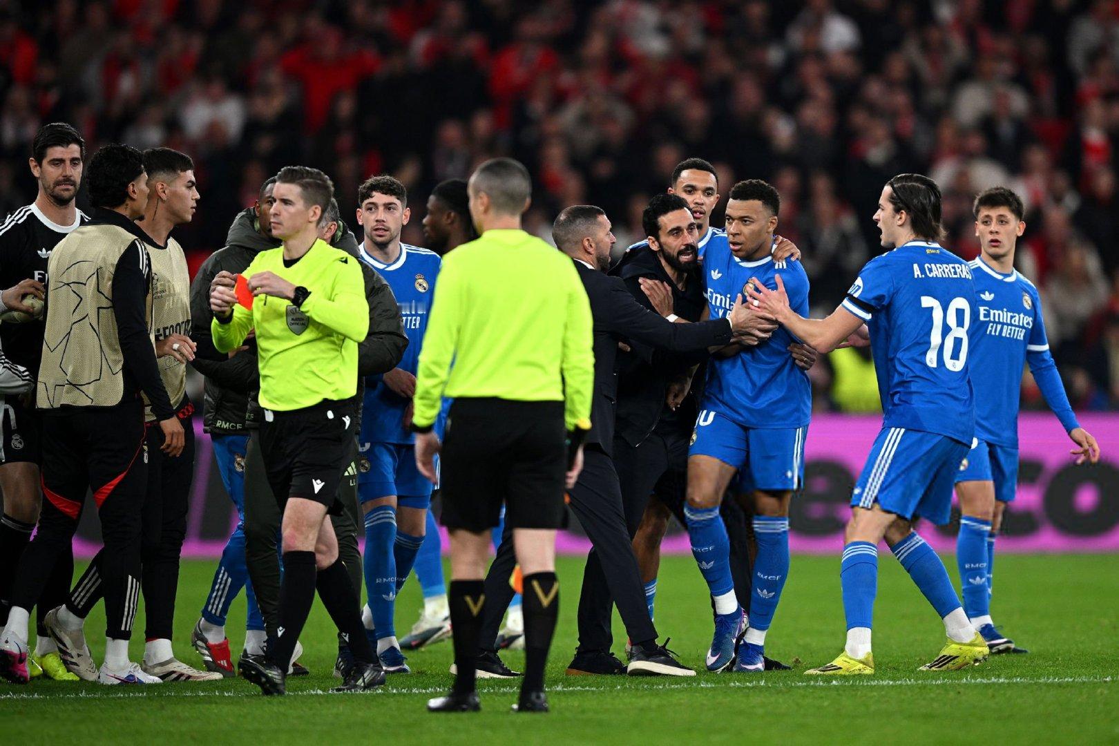 姆巴佩赛后：“我们必须为所有看着我们的孩子树立榜样，有些事情是我们不能接受的。不