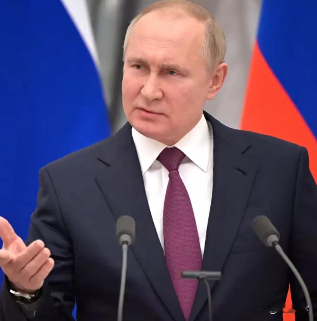 快报
 
12月19日，央视新闻报道，俄方在年度记者会上宣布，愿意在乌克兰选举期