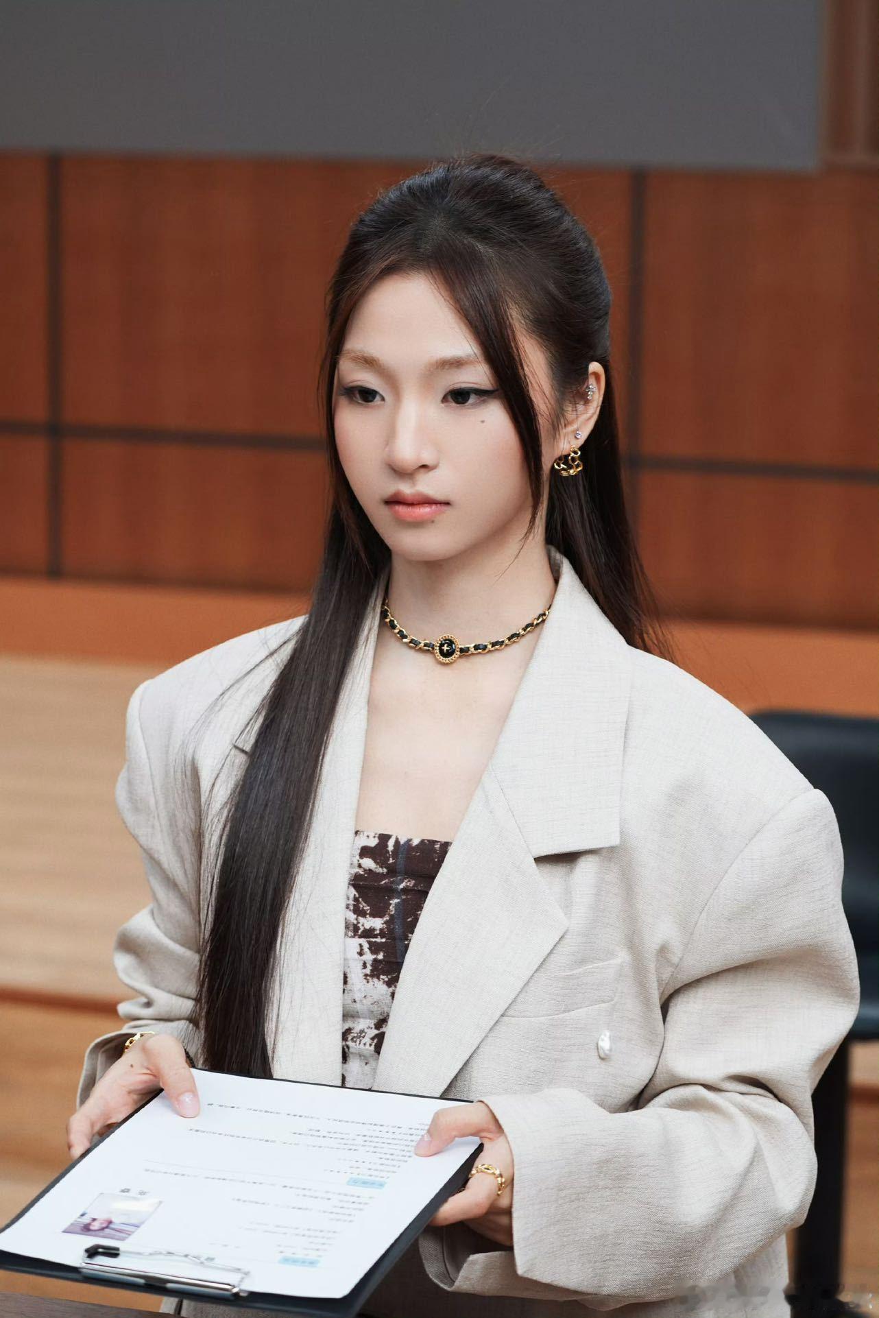 听劝在职场是没有领导力的表现吗  才不是！真正的领导力，从不是一意孤行，而是会听