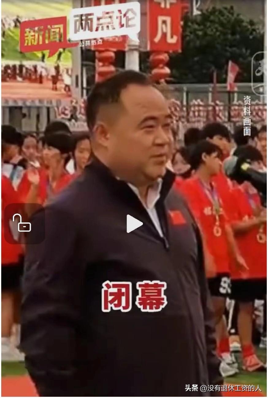 这个县委书记火出了圈，走路加上致词，一共才用了6秒钟。

不是越短越好，什么场合