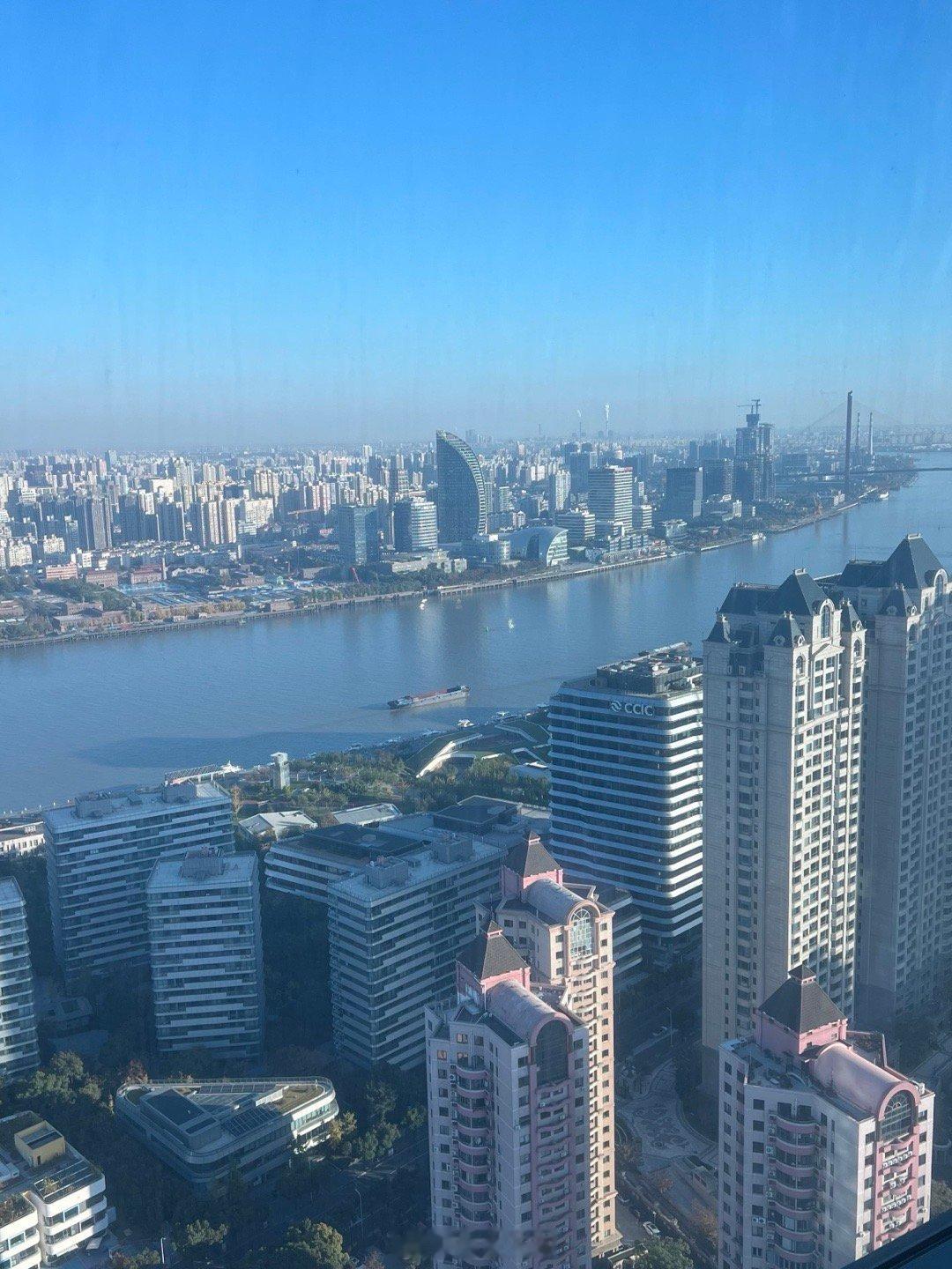 美股交易后半夜睡下，此刻方醒。早安上海！ 