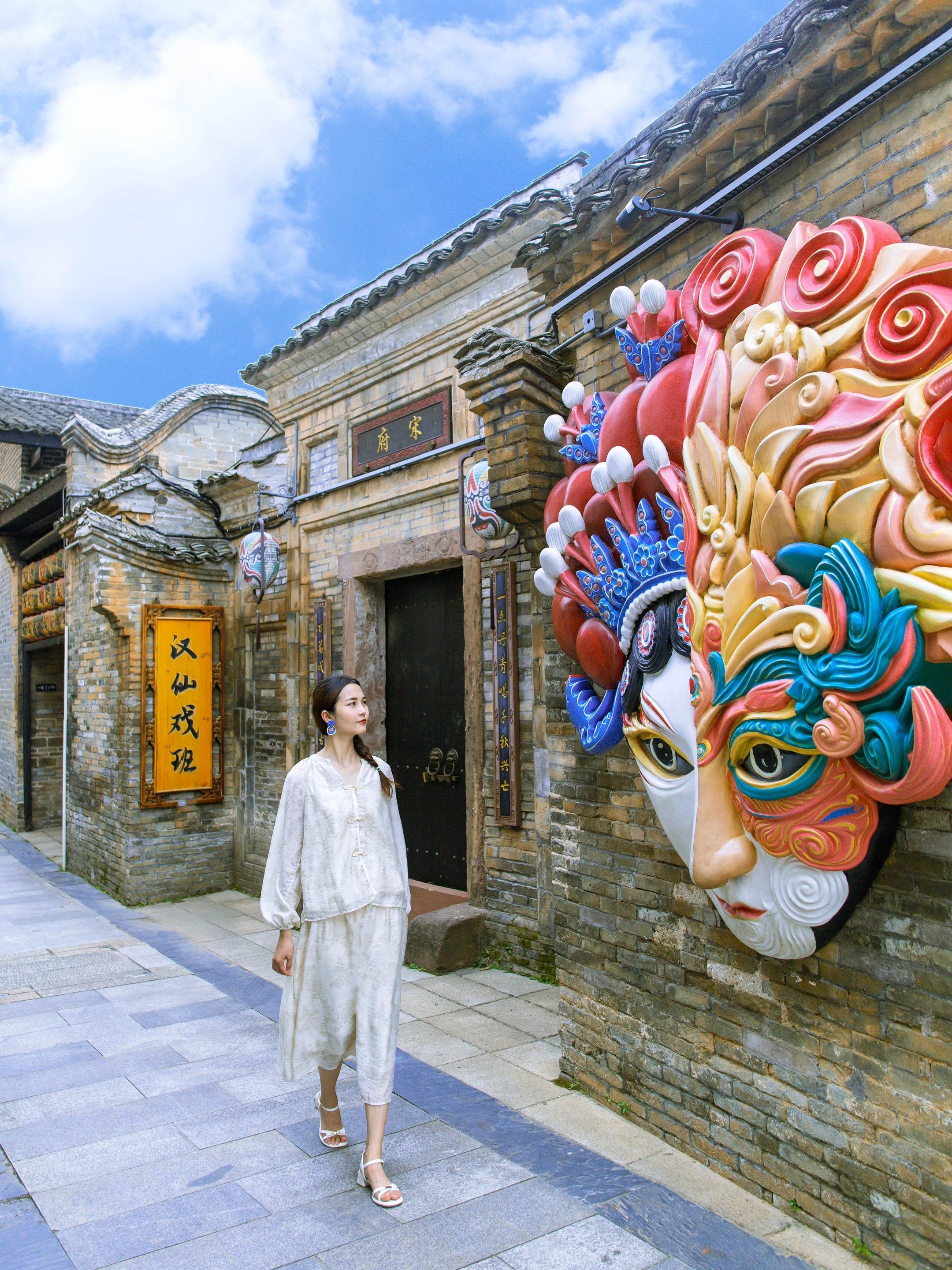 在江西！！被严重低估了的宝藏小镇。在江西赣南，藏着一座被时光遗忘的宝藏...