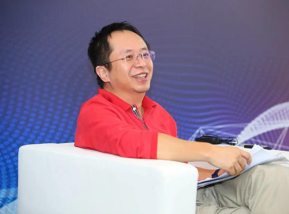 豆包手机助手面世！周鸿祎一语成谶，行业要变天？别担心，受益的还是普通消费者！
 