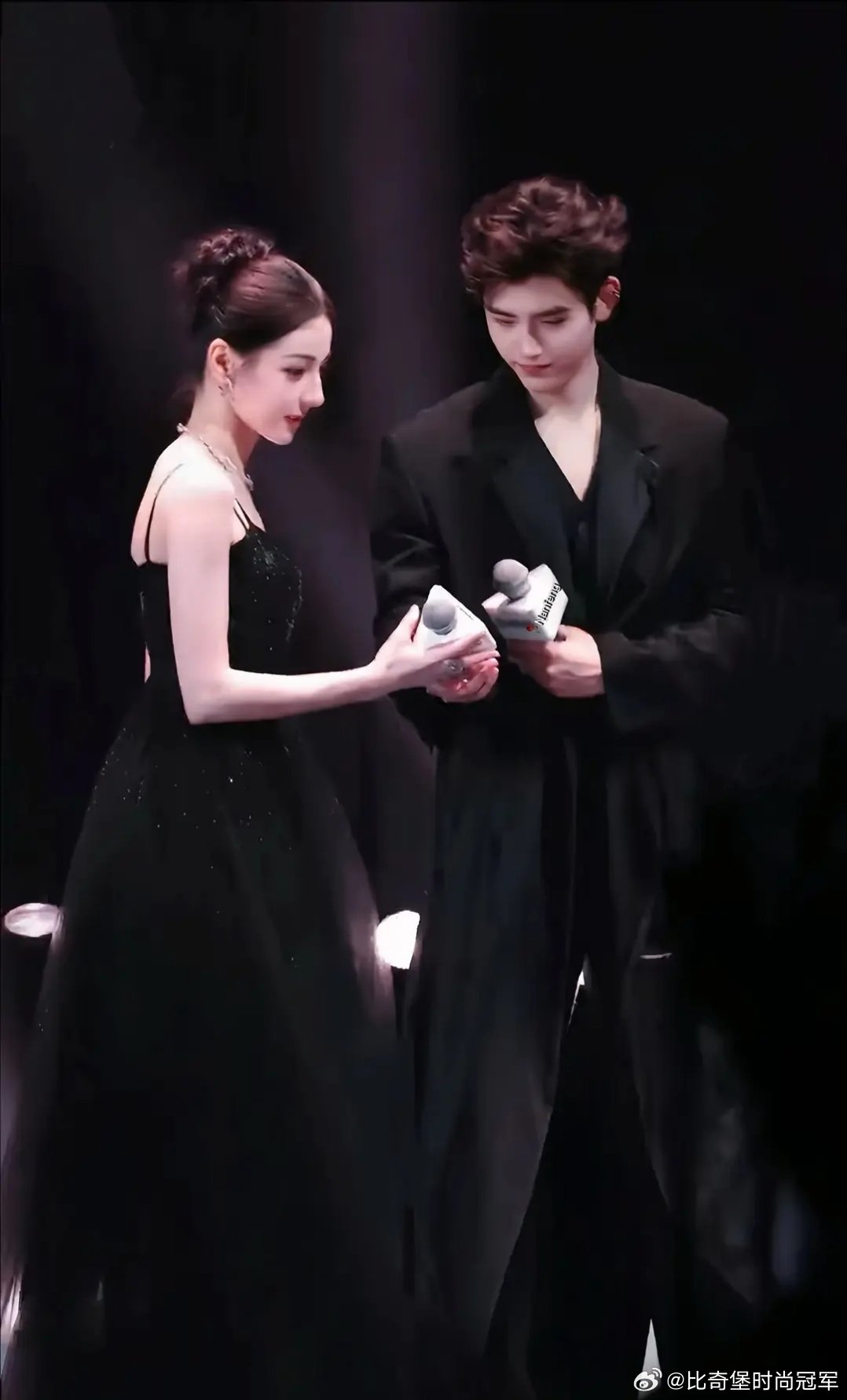 迪丽热巴和陈飞宇能来一部现偶吗？ 