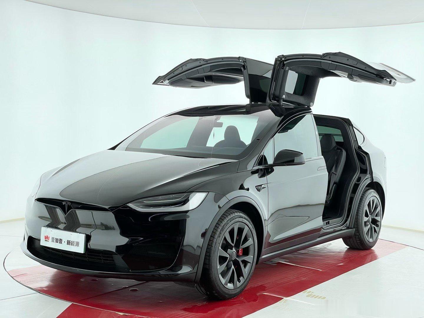 2023年特斯拉 Model X 双电机全轮驱动版 2.8万公里 原版原漆带车衣