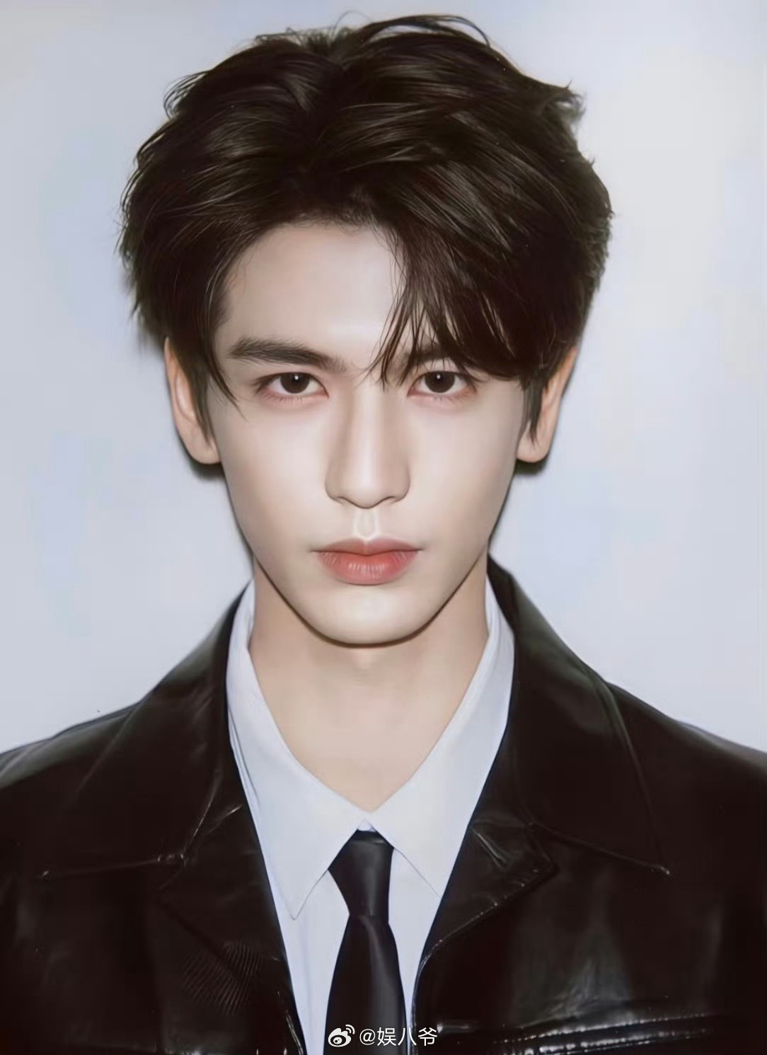 张凌赫待播剧一个是医生一个是草根期待张凌赫，期待他的待播剧 